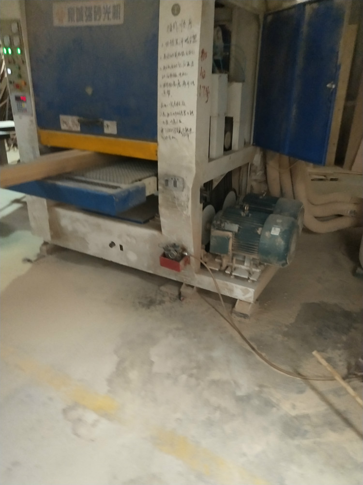 实木楼梯扶手工厂车间一览2