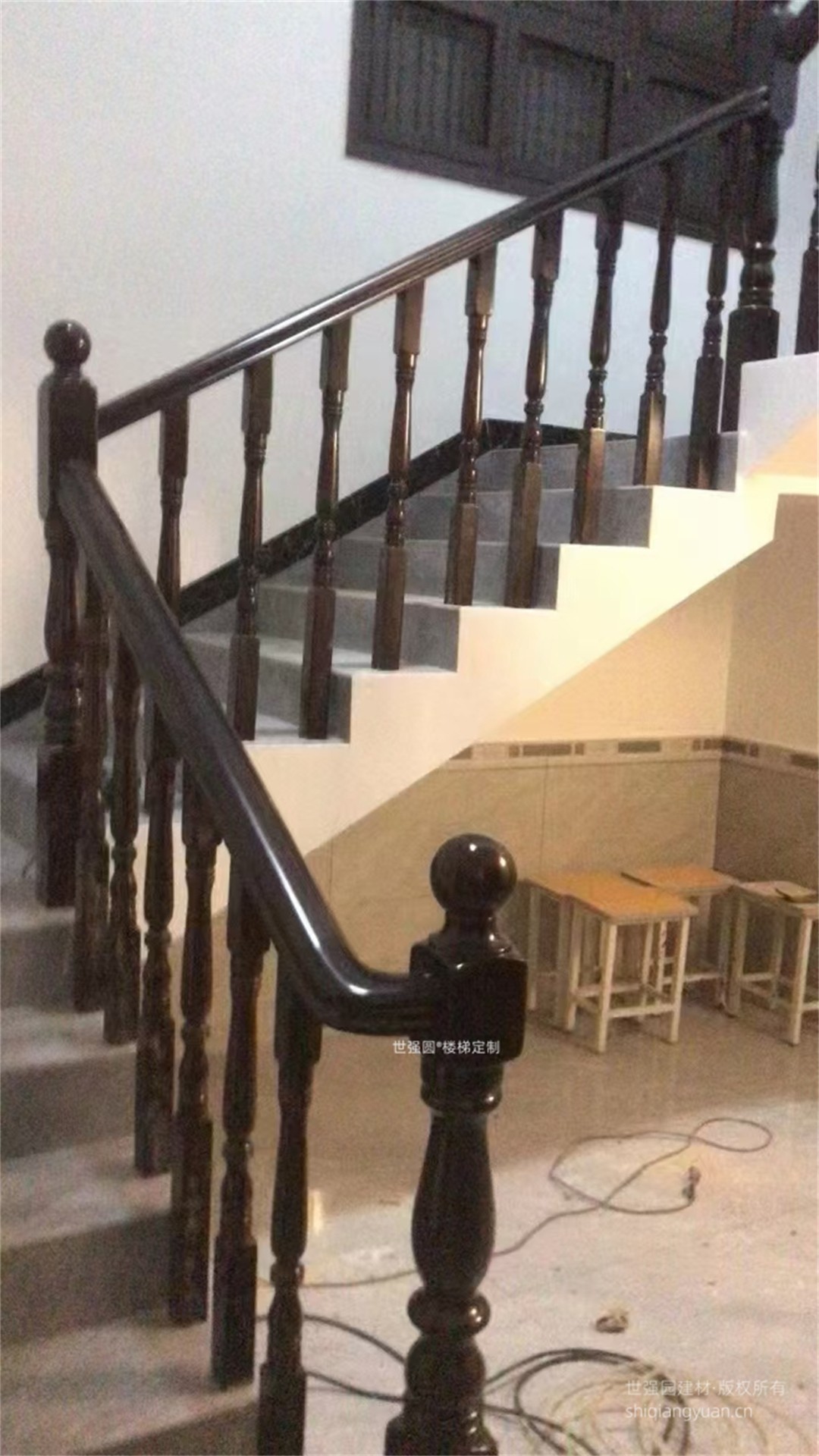 长沙实木楼梯扶手安装效果1.jpg