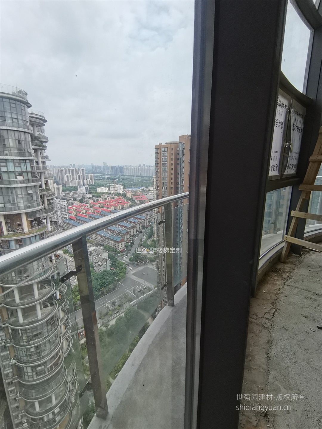 室外阳台玻璃护栏5.jpg